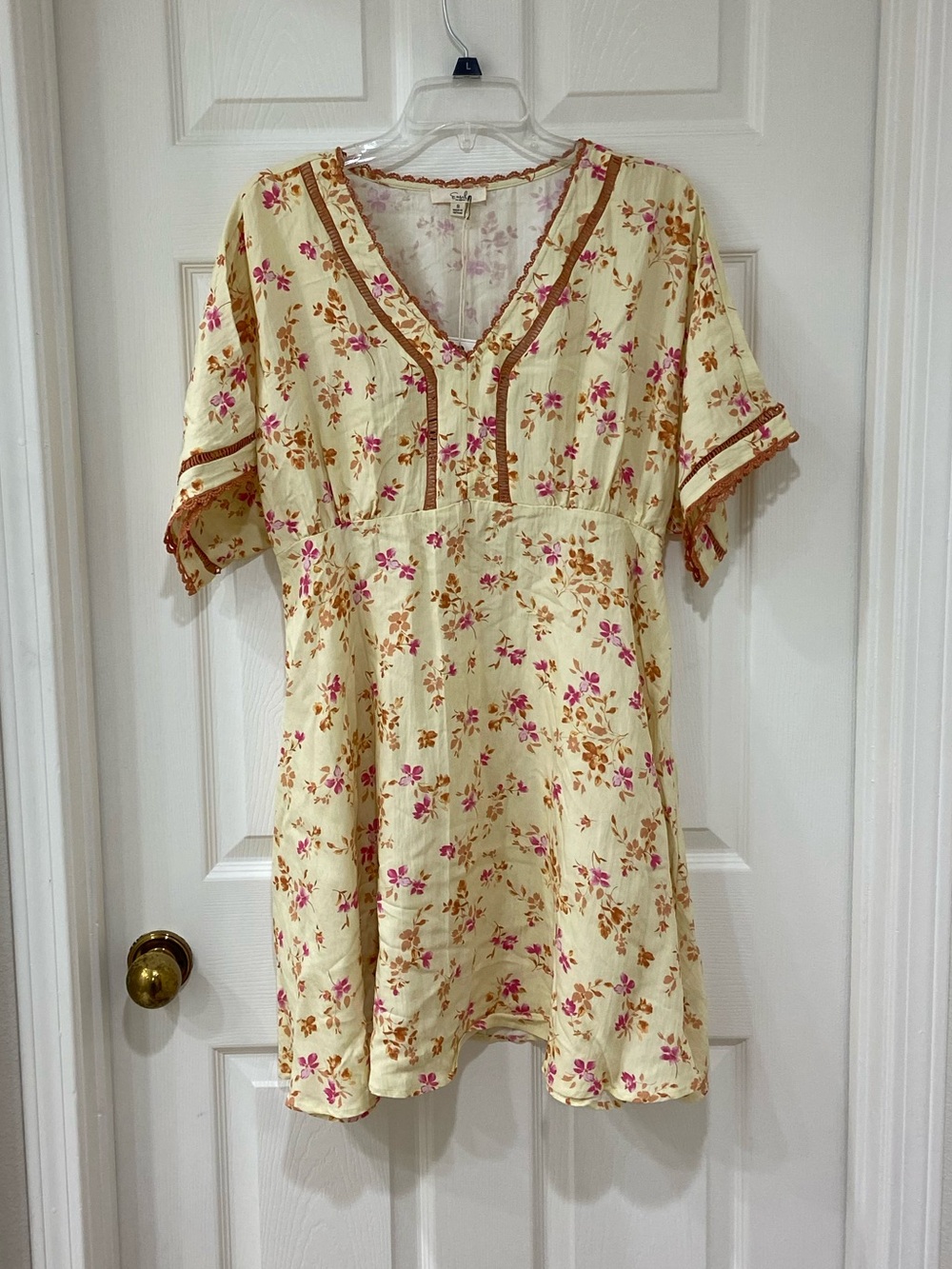 New Boho butter yellow Flutter Sleeve Floral Flowy Babydoll Dress
